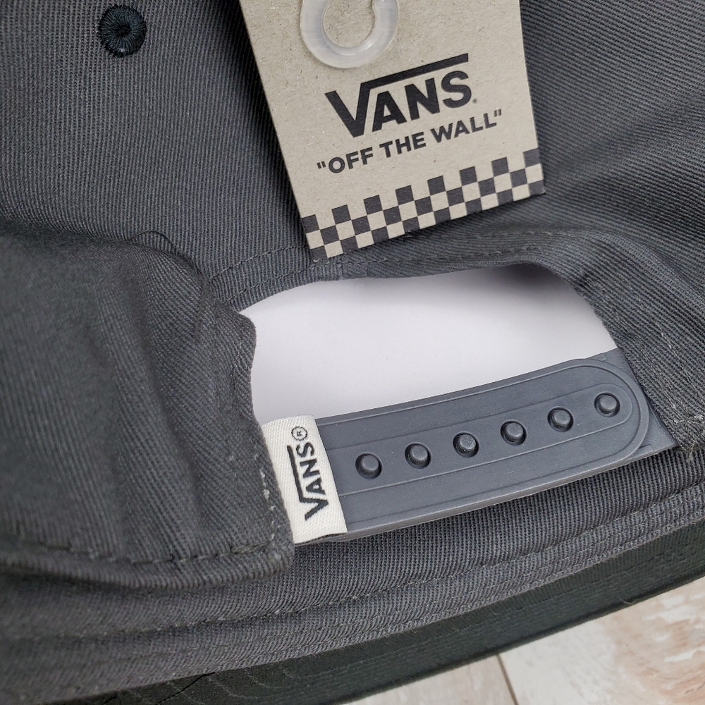 Vans Grownup Snapback - Picture 3 of 4